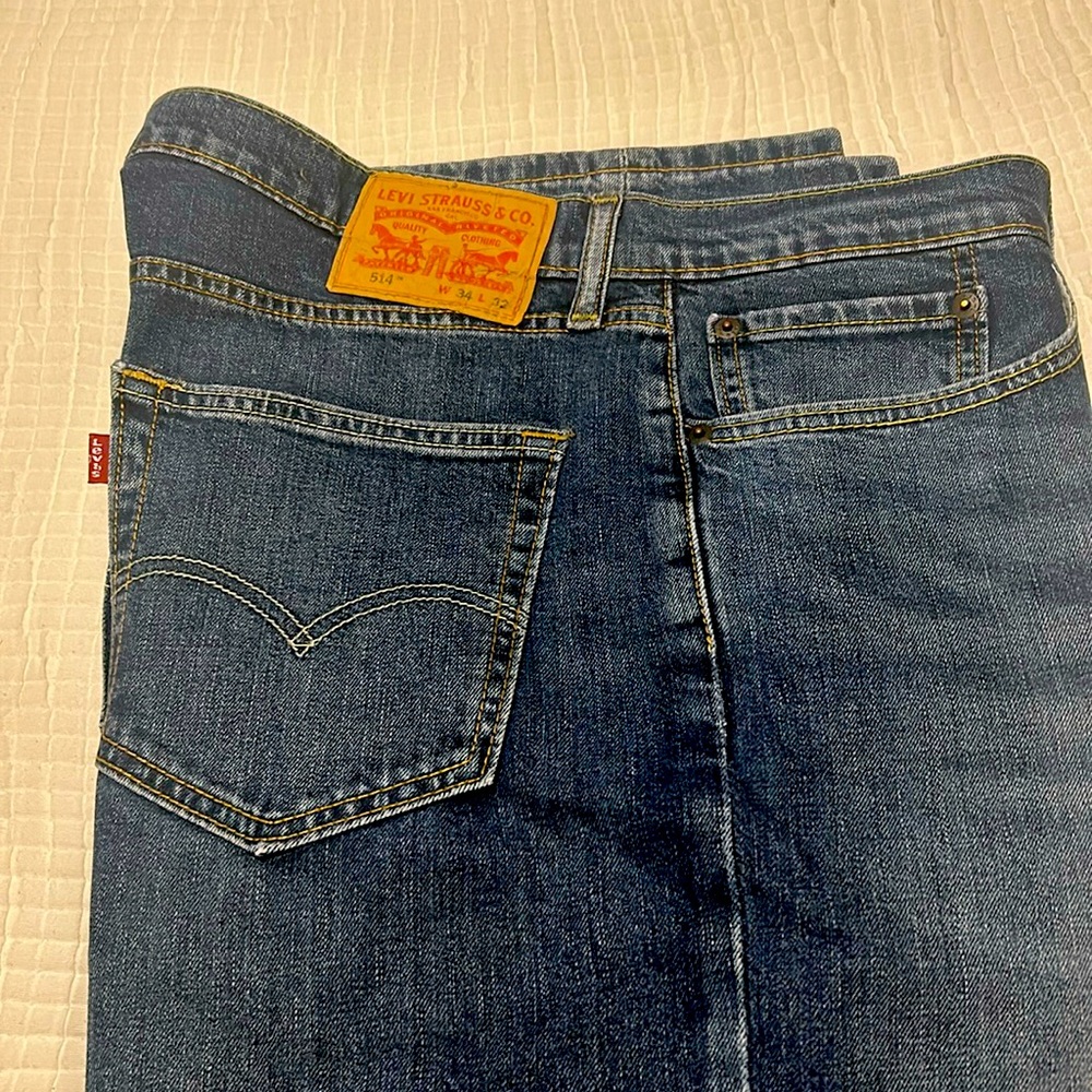 Levi’s 514 jeans